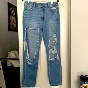 American Eagle ripped mom jeans